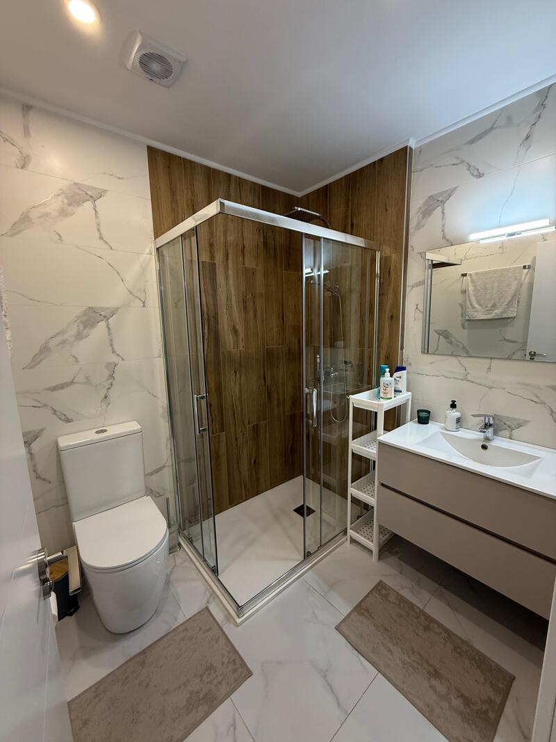 3 Cuarto Adosado en venta 3 Cuarto Adosado en venta