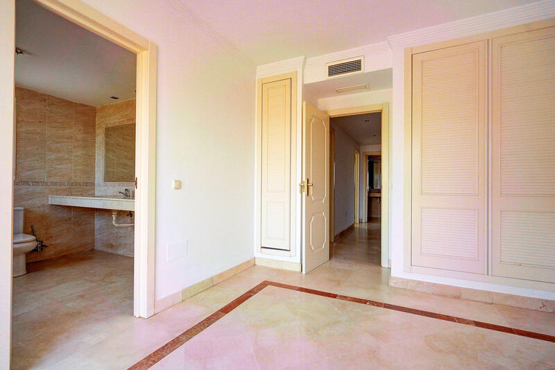 3 спальная комната вилла продается 3 спальная комната вилла продается