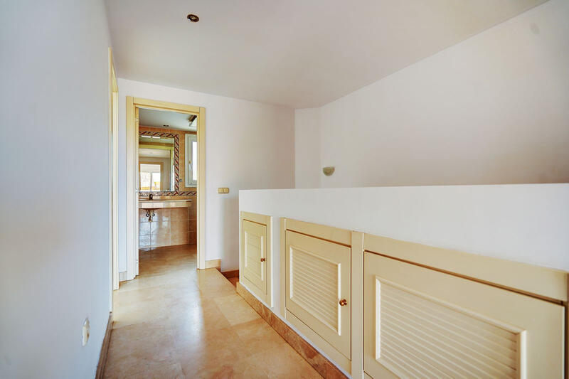 3 спальная комната вилла продается 3 спальная комната вилла продается