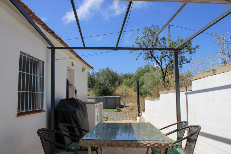 2 bedroom Country House for sale 2 bedroom Country House for sale