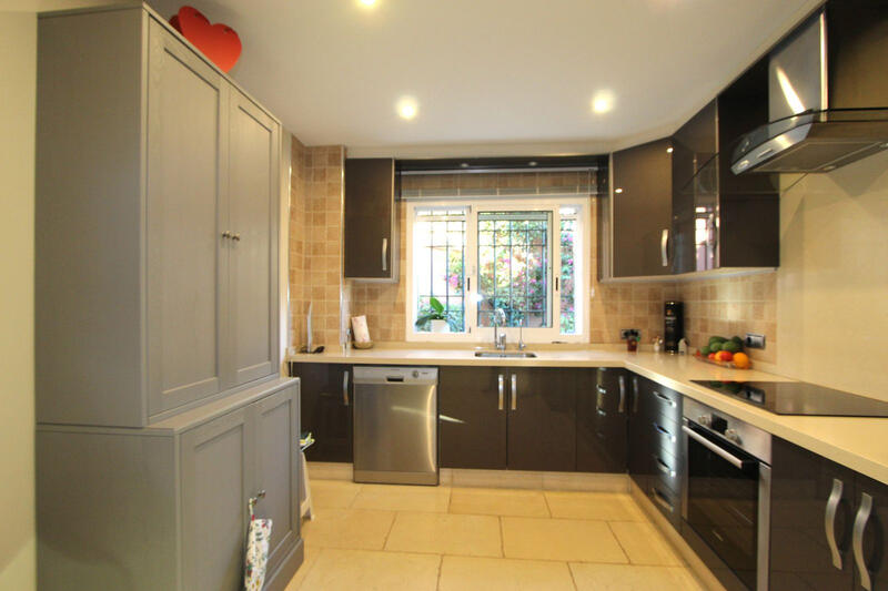 4 bedroom Townhouse for sale 4 bedroom Townhouse for sale