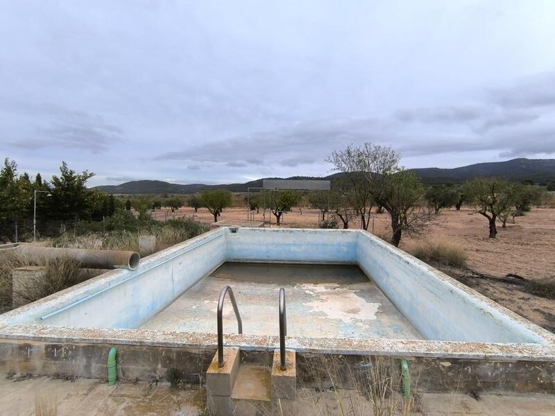 14 soveværelse Landsted til salg 14 soveværelse Landsted til salg
