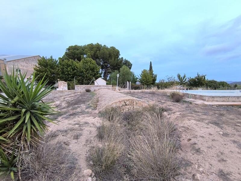 14 soveværelse Landsted til salg 14 soveværelse Landsted til salg