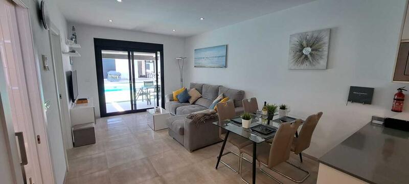 2 soveværelse Villa til salg 2 soveværelse Villa til salg