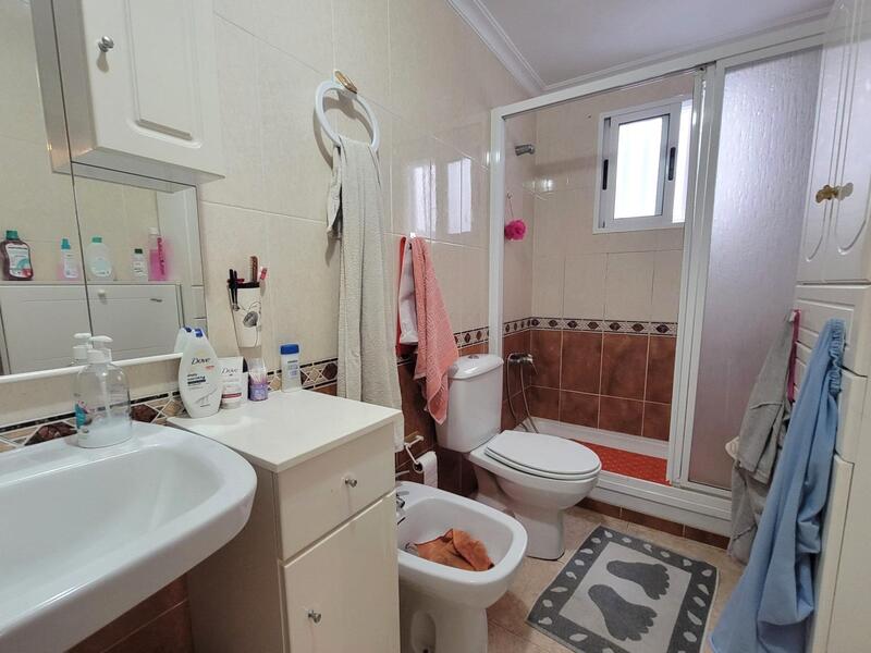 2 slaapkamer Appartement Te koop