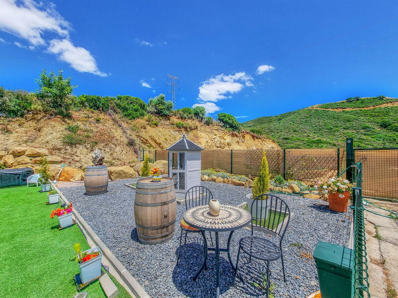 3 chambre Auberge à vendre 3 chambre Auberge à vendre