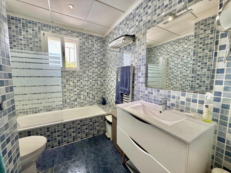 7 Schlafzimmer Villa zu verkaufen