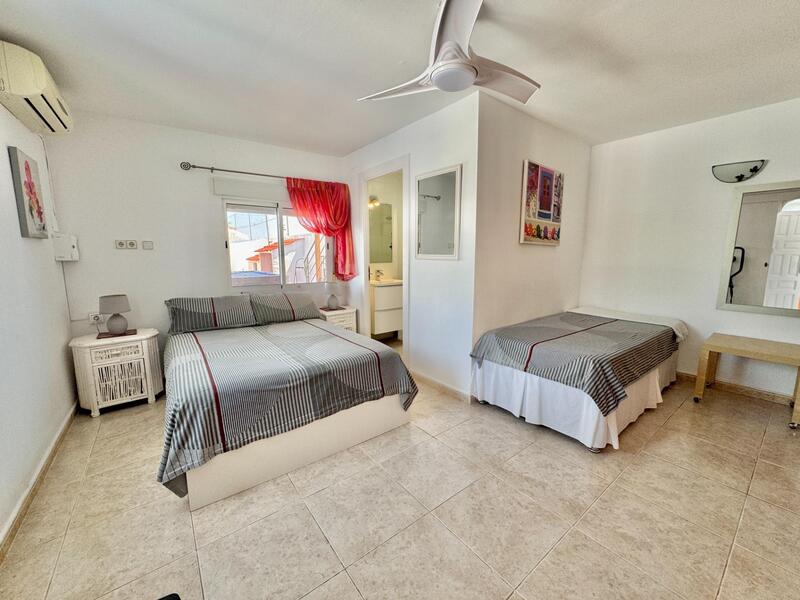 7 Schlafzimmer Villa zu verkaufen