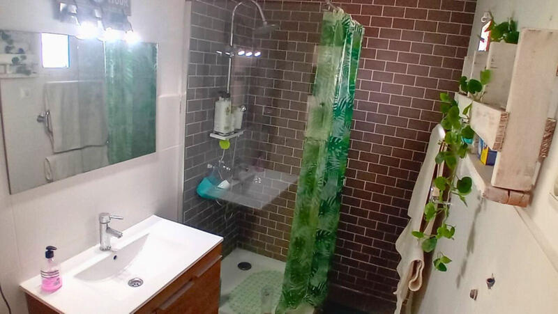 2 bedroom Townhouse for sale