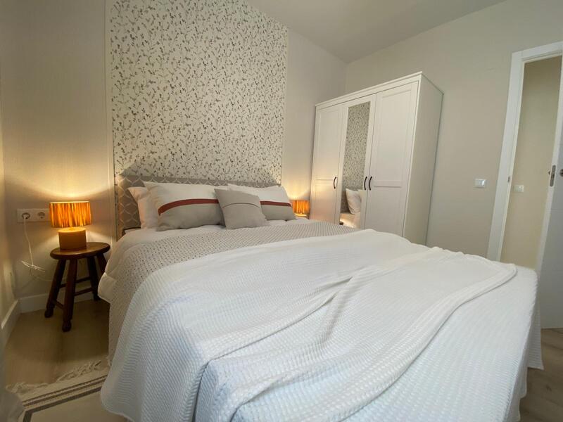 2 спальная комната городская тюрьма продается