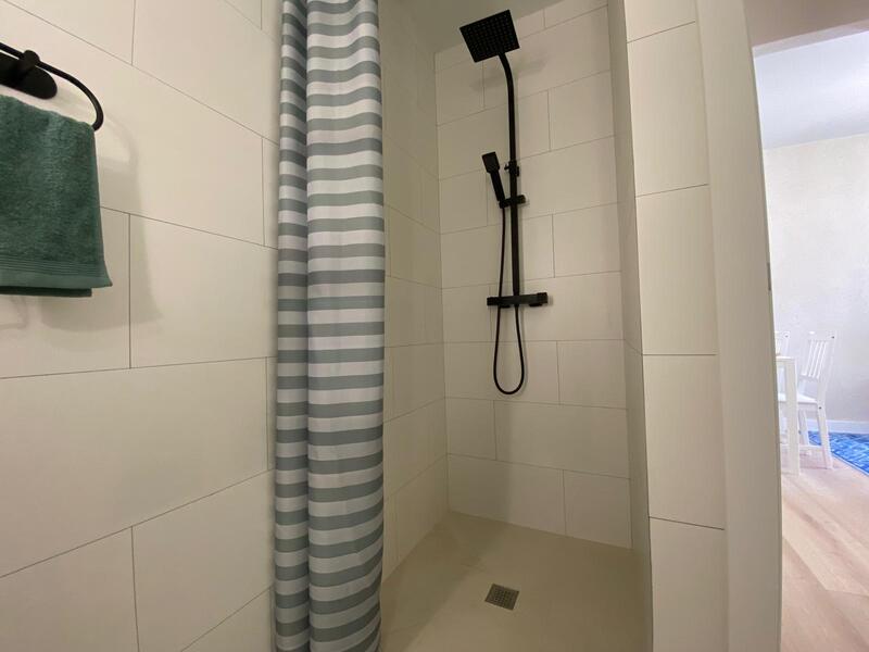 2 спальная комната городская тюрьма продается