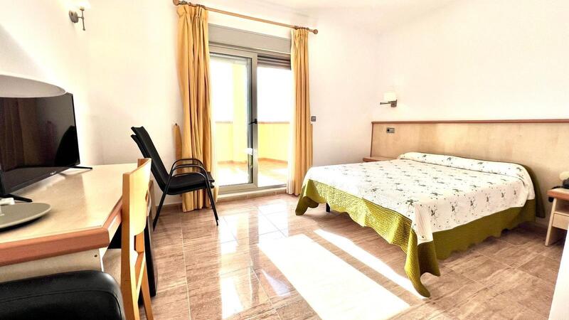 33 sovrum Kommersiella fastigheter till salu