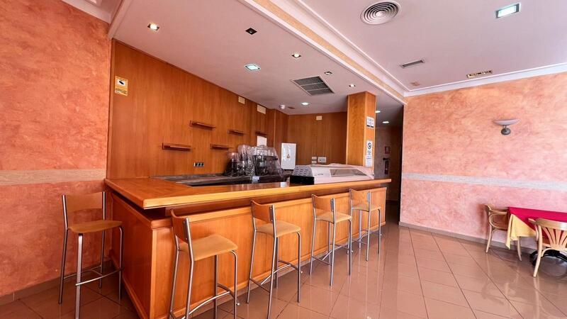 33 sovrum Kommersiella fastigheter till salu