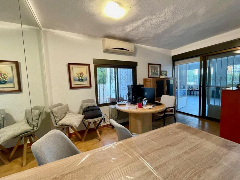 3 Cuarto Villa en venta