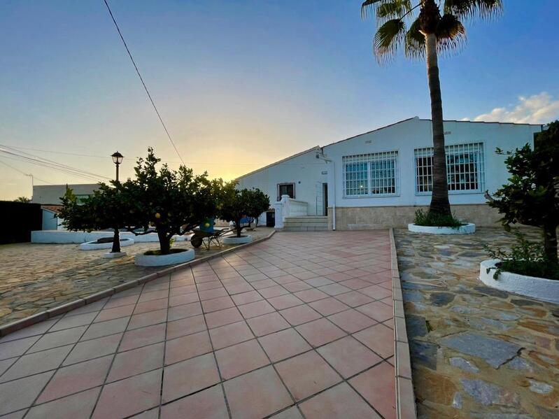 3 Cuarto Villa en venta