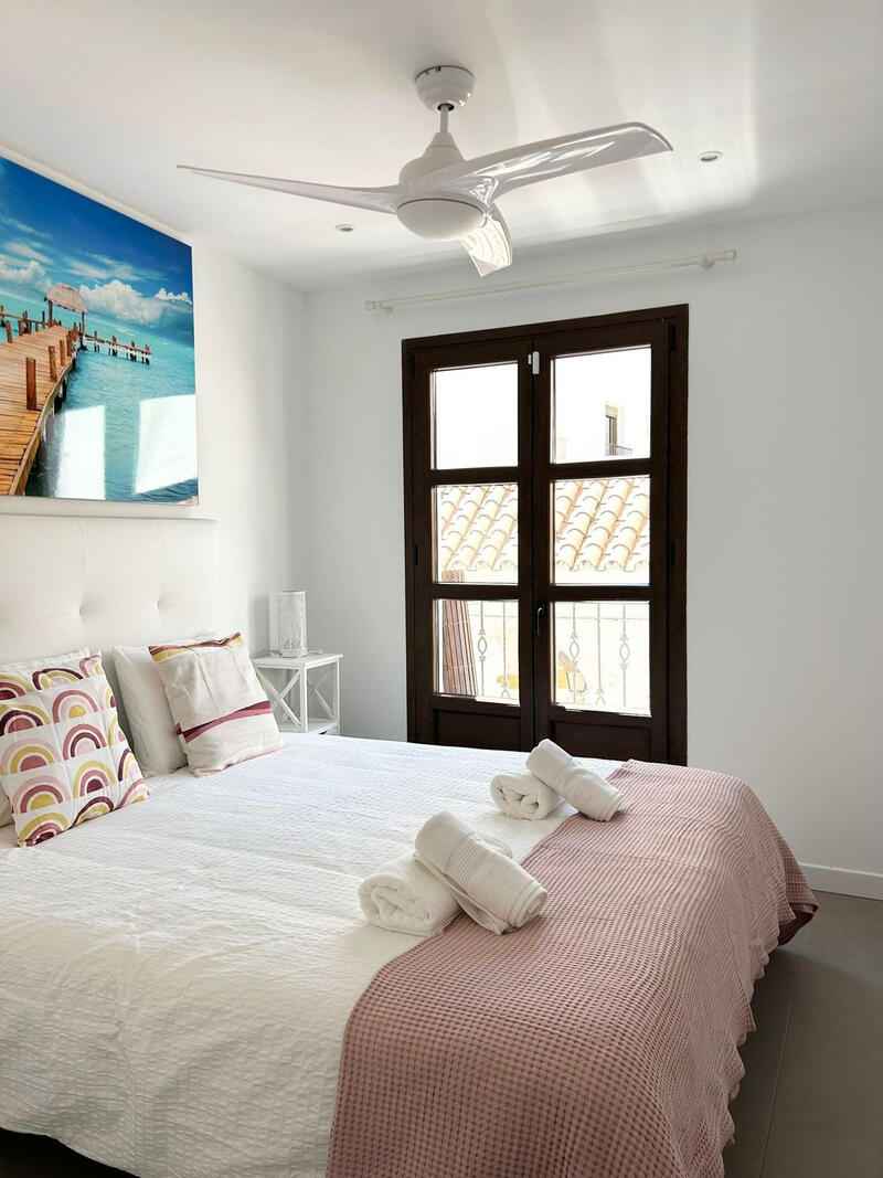 3 bedroom Townhouse for sale