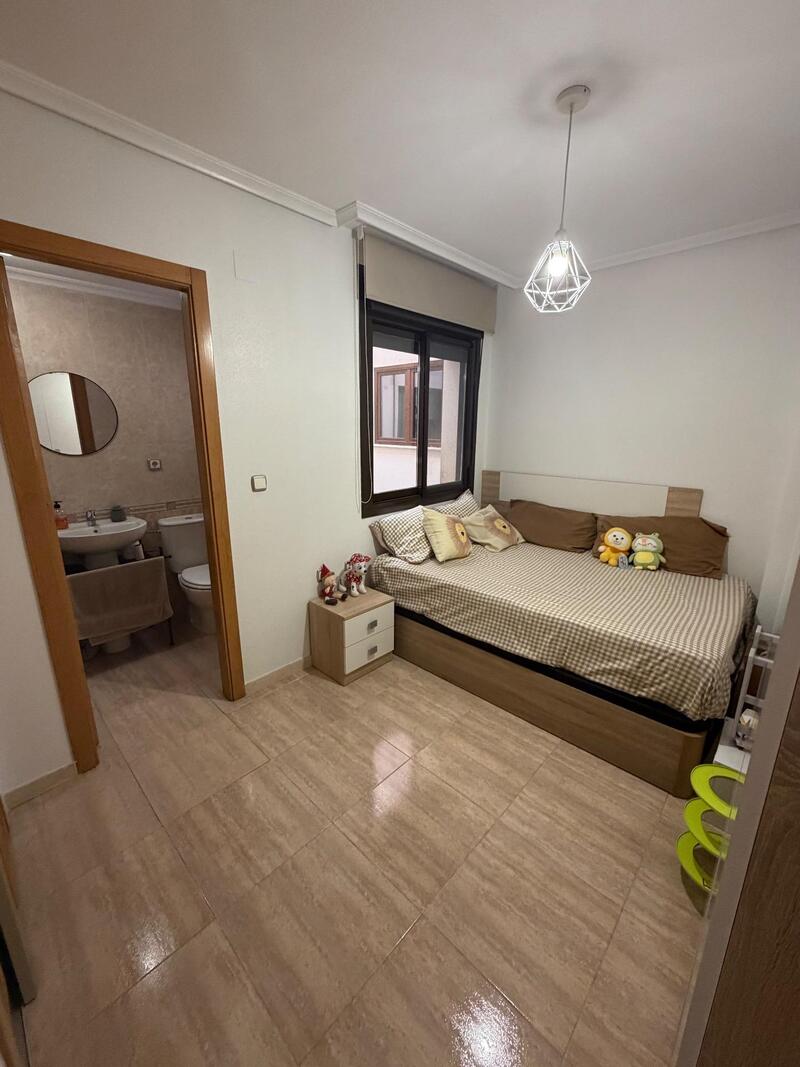 2 sovrum Lägenhet till salu 2 sovrum Lägenhet till salu