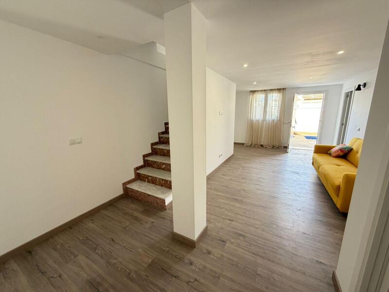 4 slaapkamer Landhuis Te koop