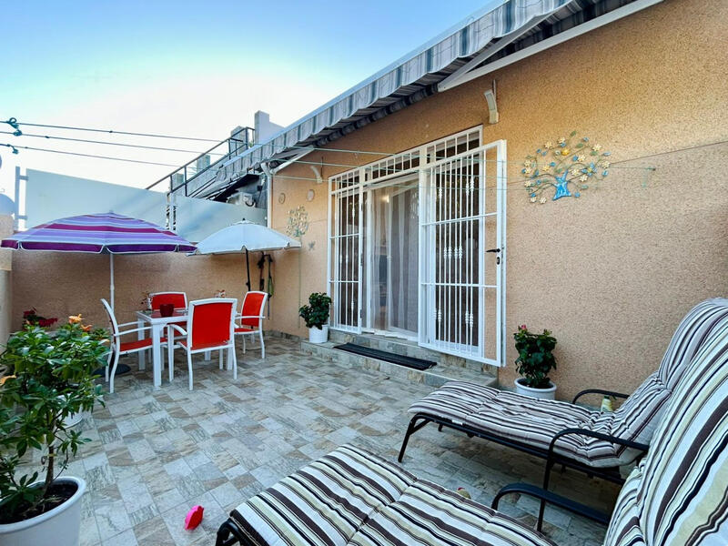 Townhouse for sale in Torrevieja, Alicante