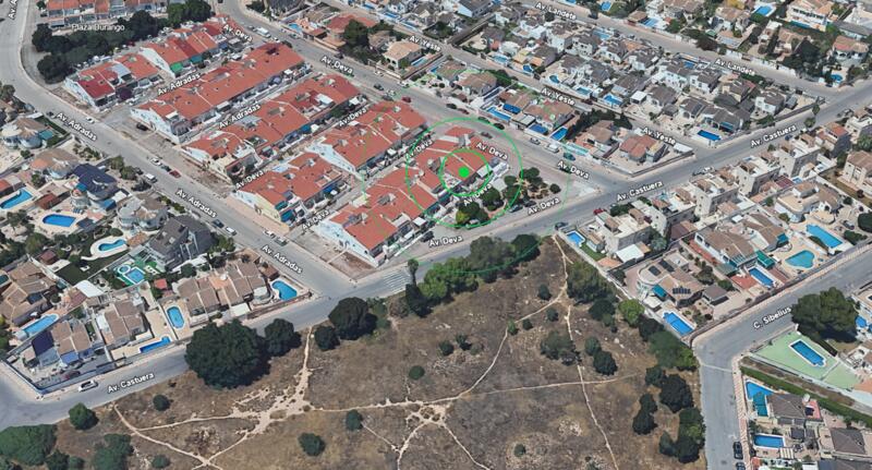 2 bedroom Townhouse for sale 2 bedroom Townhouse for sale