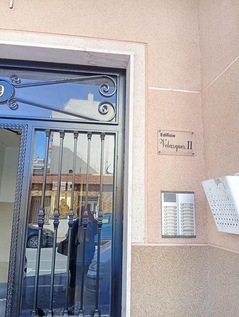 2 sovrum Lägenhet till salu 2 sovrum Lägenhet till salu