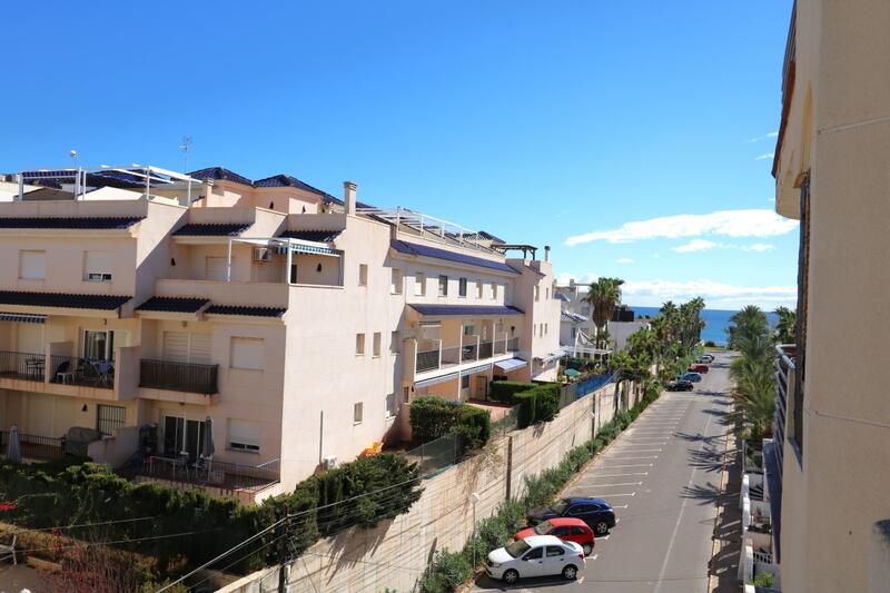 Apartamento en venta en La Veleta, Alicante