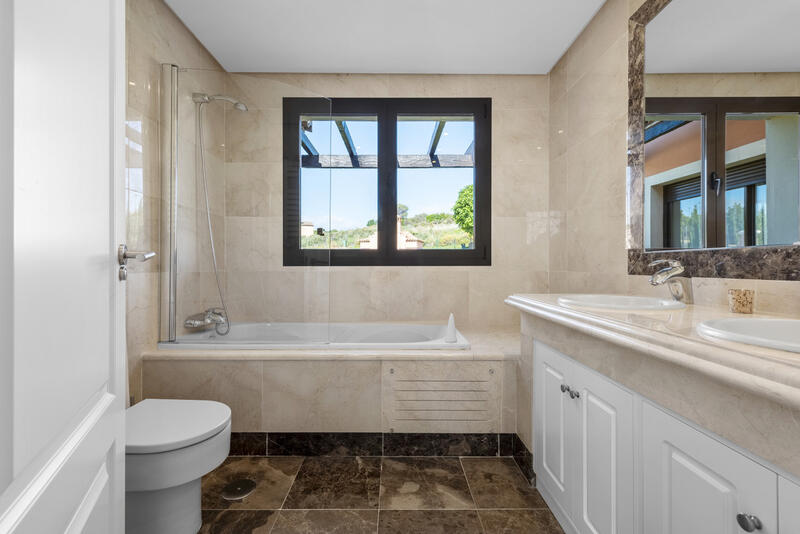 4 slaapkamer Villa Te koop