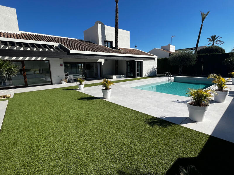 4 soveværelse Villa til salg