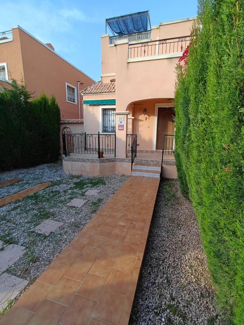 3 Cuarto Dúplex en venta 3 Cuarto Dúplex en venta