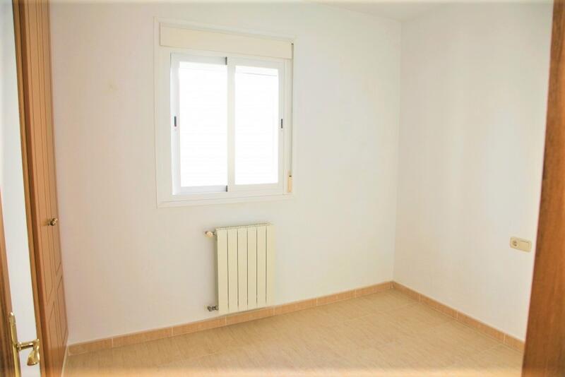 3 спальная комната квартира продается