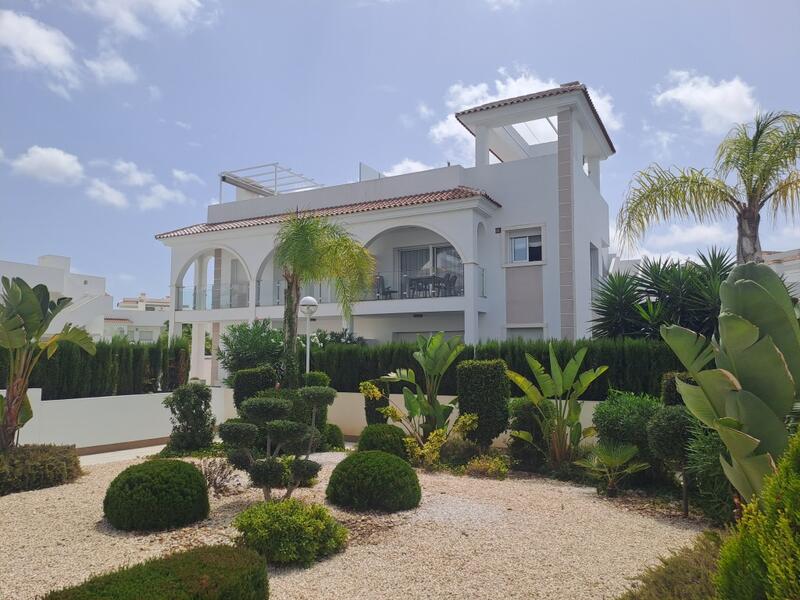 2 bedroom Apartment for sale 2 bedroom Apartment for sale