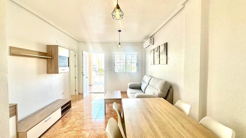 Villa till salu i Torrevieja, Alicante