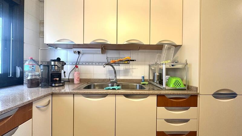 2 Schlafzimmer Duplex zu verkaufen