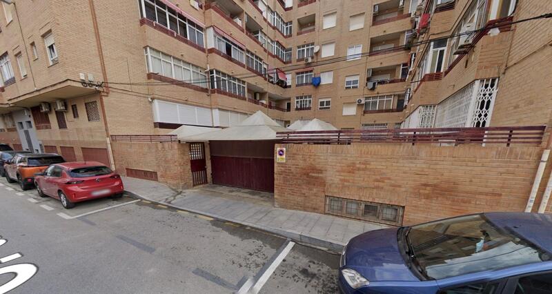 Kommersiella fastigheter till salu i Torrevieja, Alicante