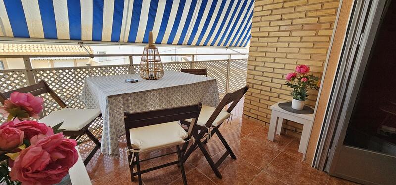 3 bedroom Apartment for sale