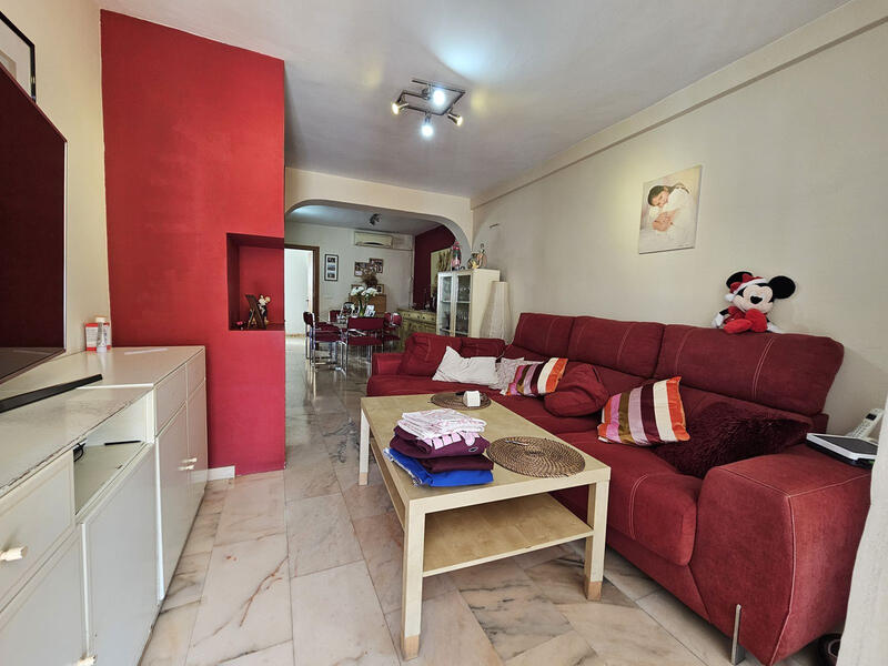 3 bedroom Apartment for sale