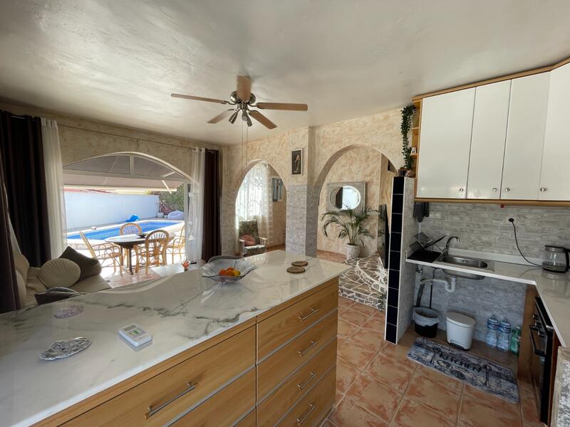 6 bedroom Villa for sale 6 bedroom Villa for sale