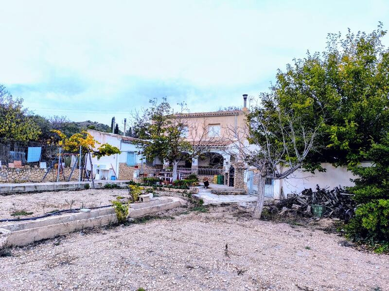 Villa zu verkaufen in Yecla, Murcia