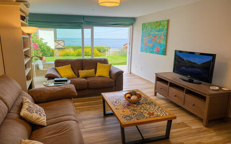 5 bedroom Townhouse for sale