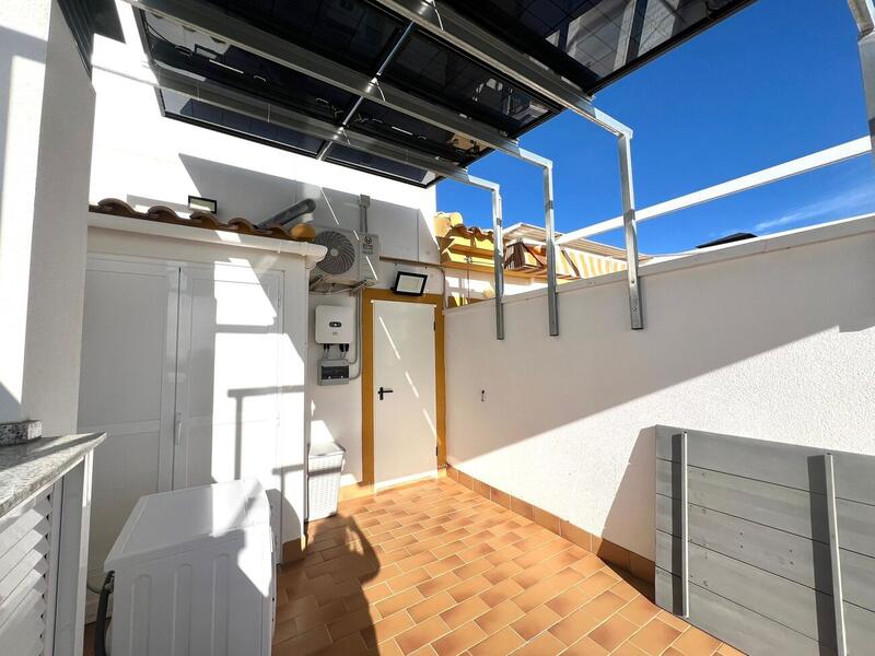 3 bedroom Townhouse for sale