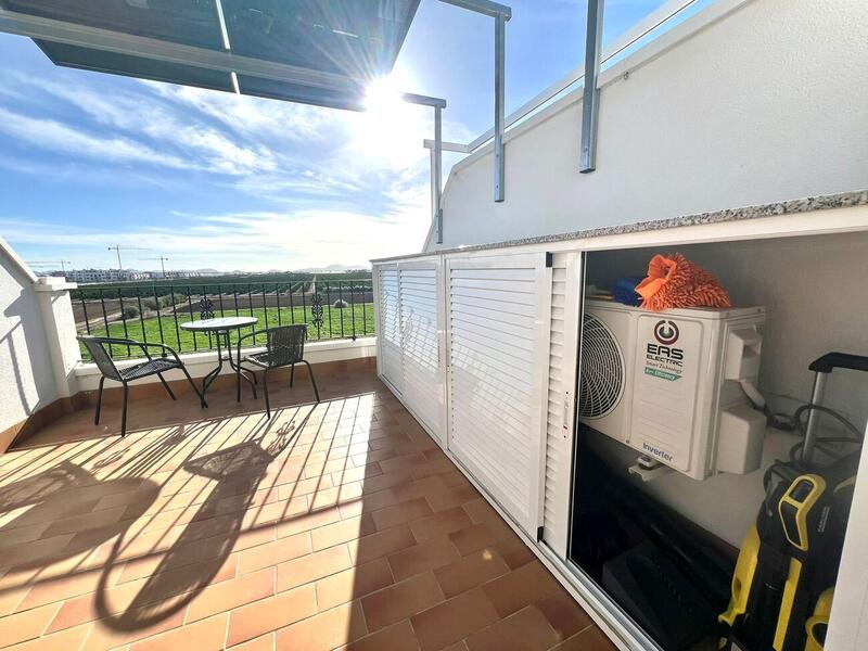 3 bedroom Townhouse for sale