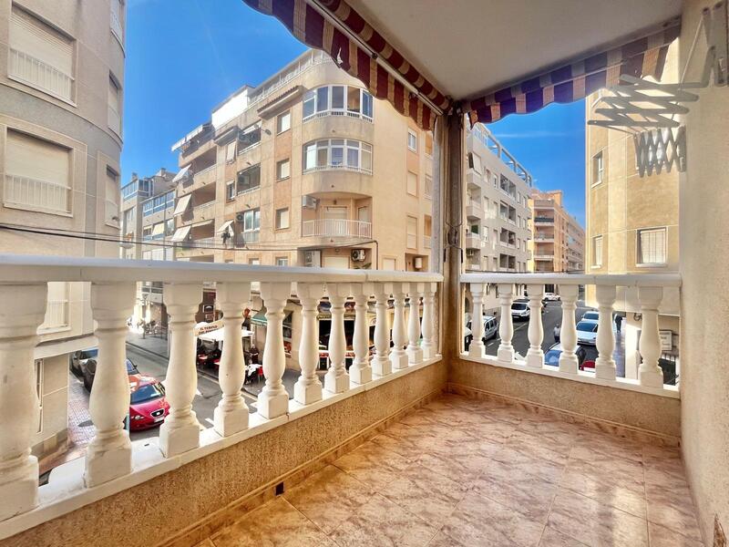 Apartment for sale in Torrevieja, Alicante