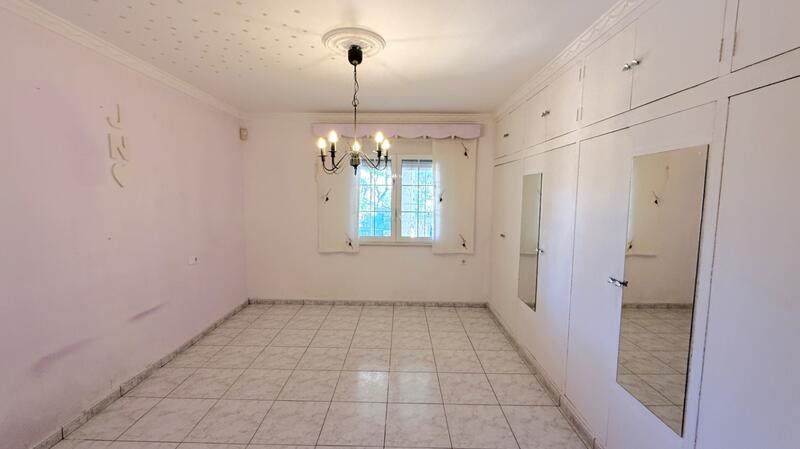 4 slaapkamer Villa Te koop