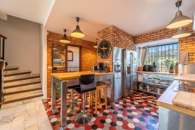 3 soveværelse Byhus til salg 3 soveværelse Byhus til salg