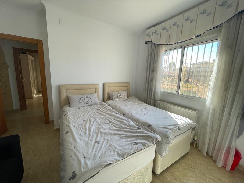 4 chambre Villa à vendre