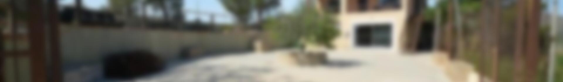 4 Schlafzimmer Landhaus zu verkaufen