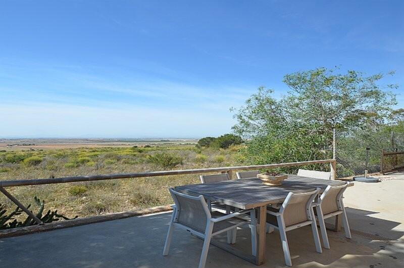 4 Schlafzimmer Landhaus zu verkaufen