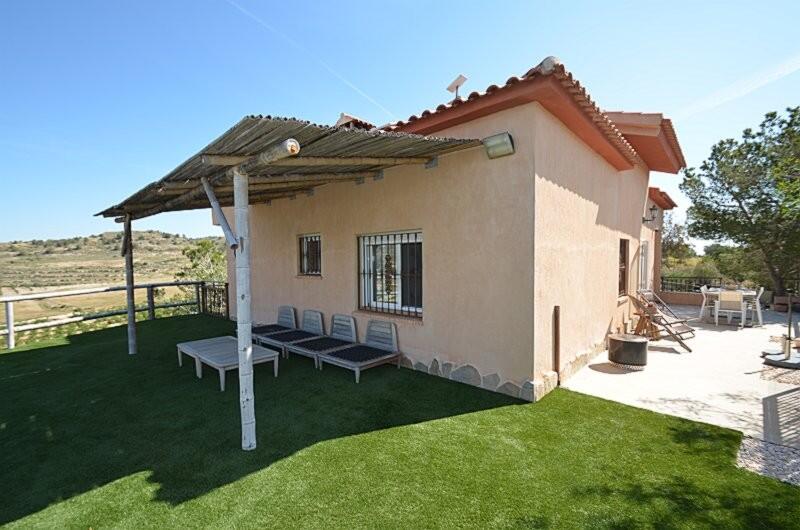 4 Schlafzimmer Landhaus zu verkaufen