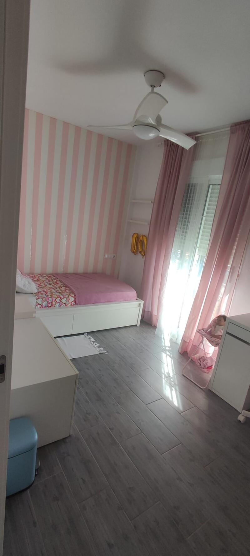 3 Schlafzimmer Stadthaus zu verkaufen