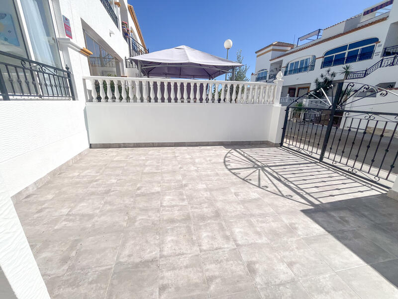 2 спальная комната квартира продается